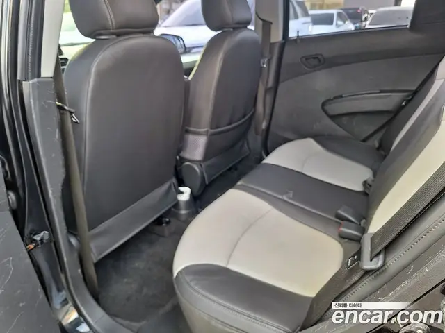 Chevrolet Spark 2012 1.0 автомат (гидро), миниатюра 9