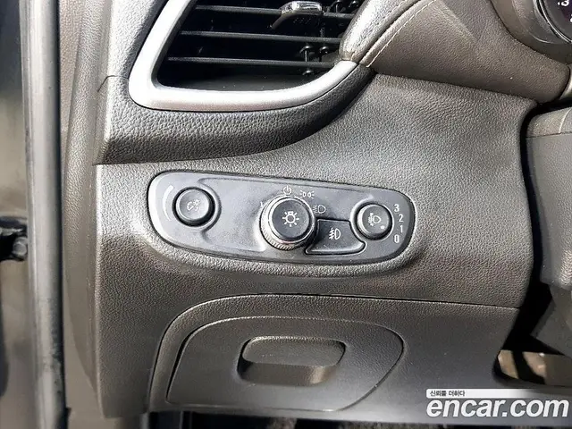 Chevrolet Trax 2017 1.4 автомат (гидро), миниатюра 12
