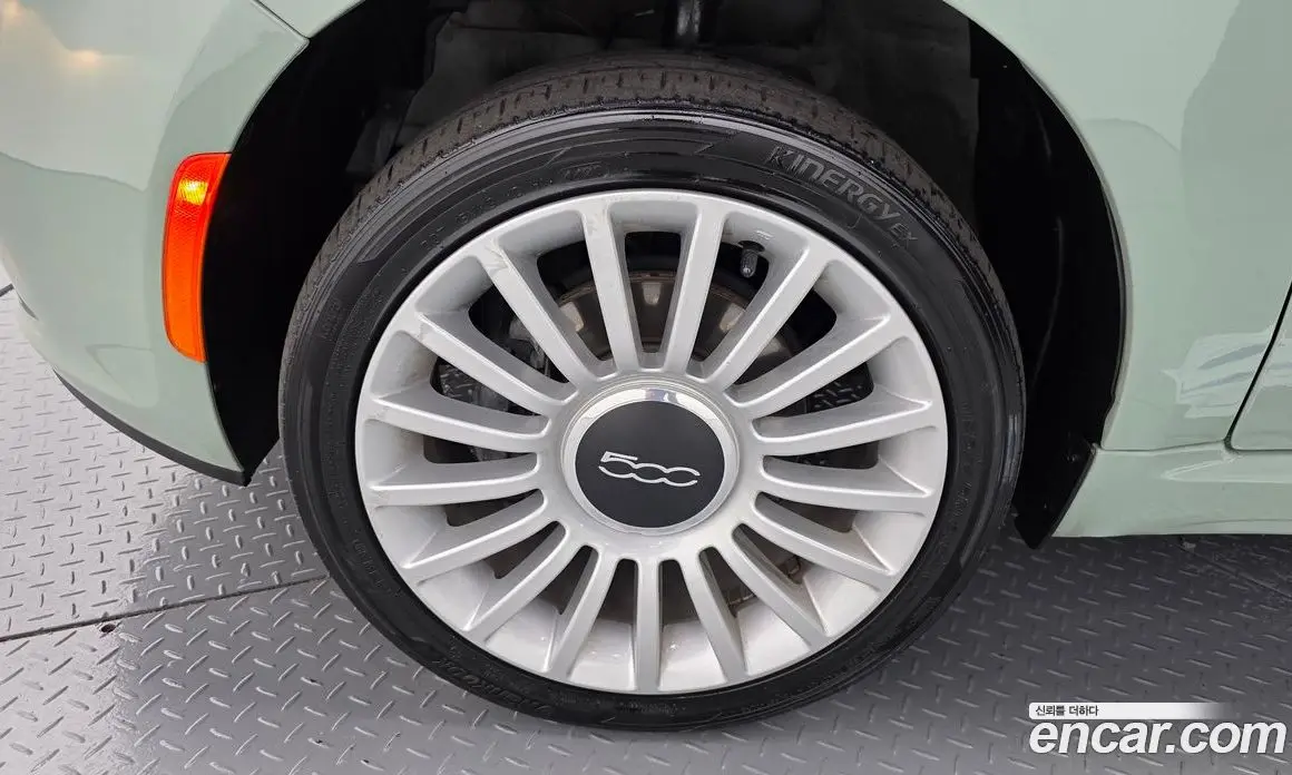 Fiat 500 2016 1.4 автомат (гидро), фото 5 Fiat 500 2016 1.4 автомат (гидро), фото 5
