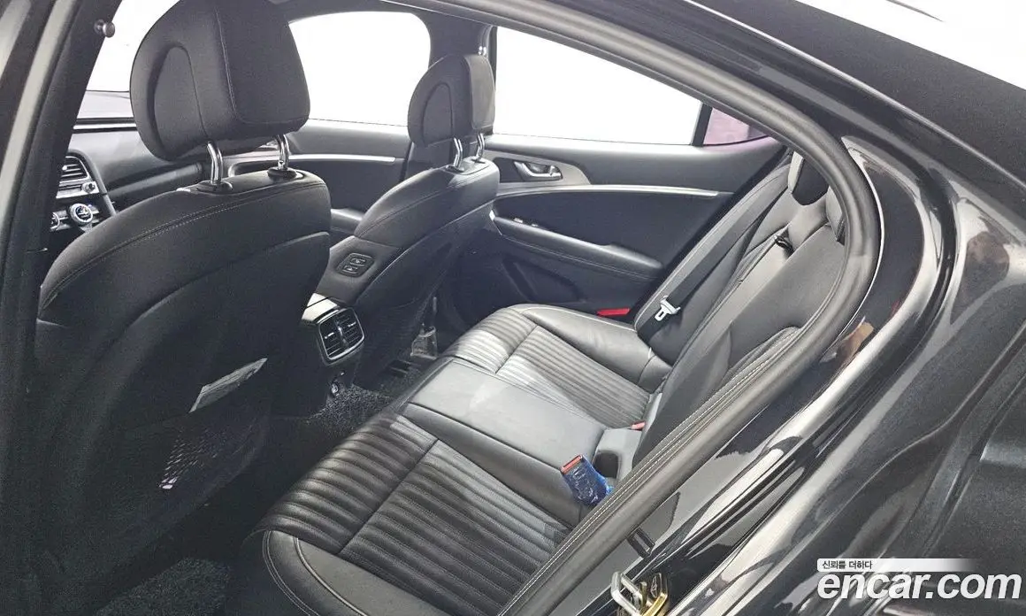 Genesis G70 2019 2.0 автомат (гидро), фото 25 Genesis G70 2019 2.0 автомат (гидро), фото 25