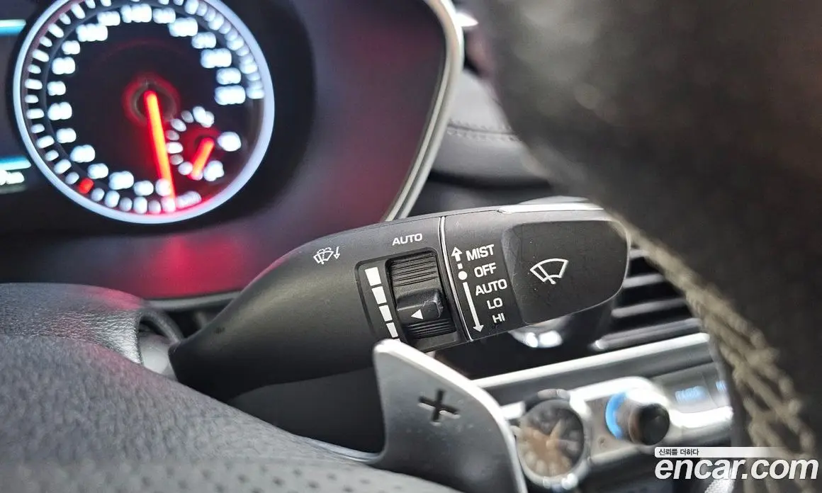 Genesis G70 2019 2.0 автомат (гидро), фото 29 Genesis G70 2019 2.0 автомат (гидро), фото 29