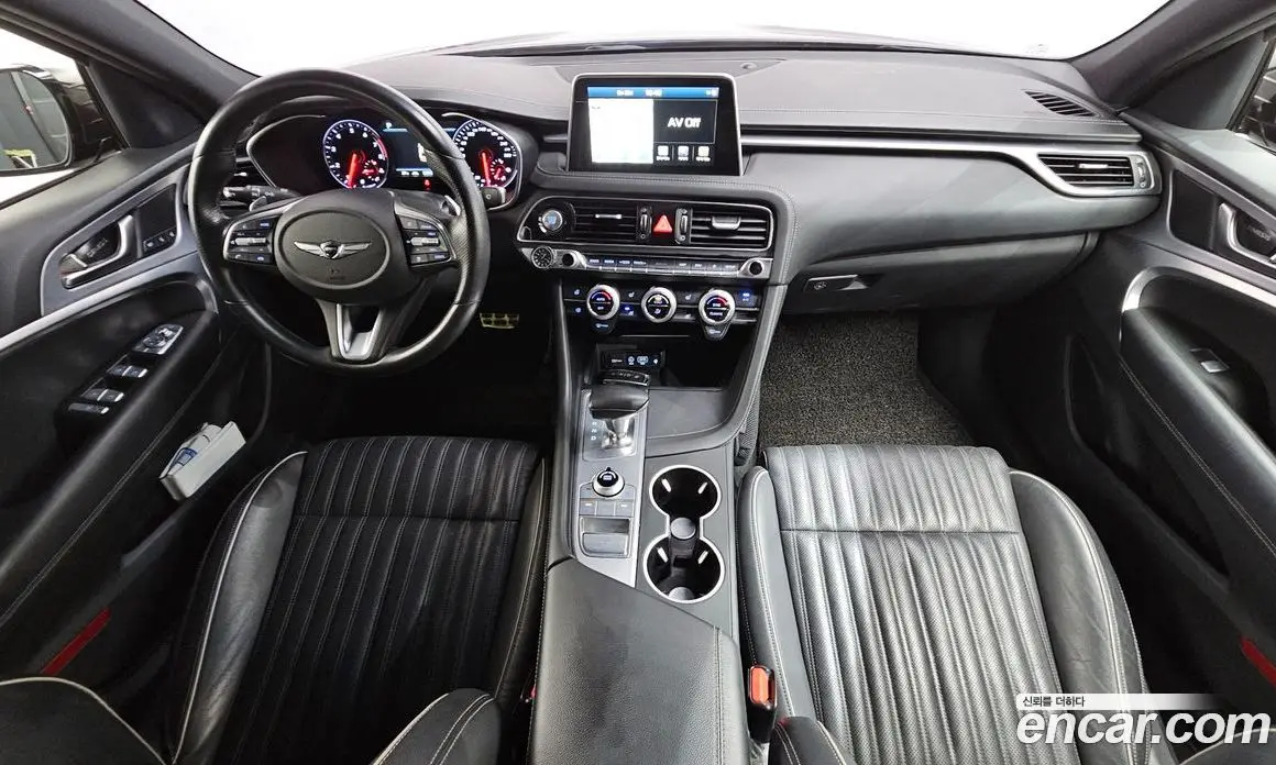 Genesis G70 2019 2.0 автомат (гидро), фото 10 Genesis G70 2019 2.0 автомат (гидро), фото 10