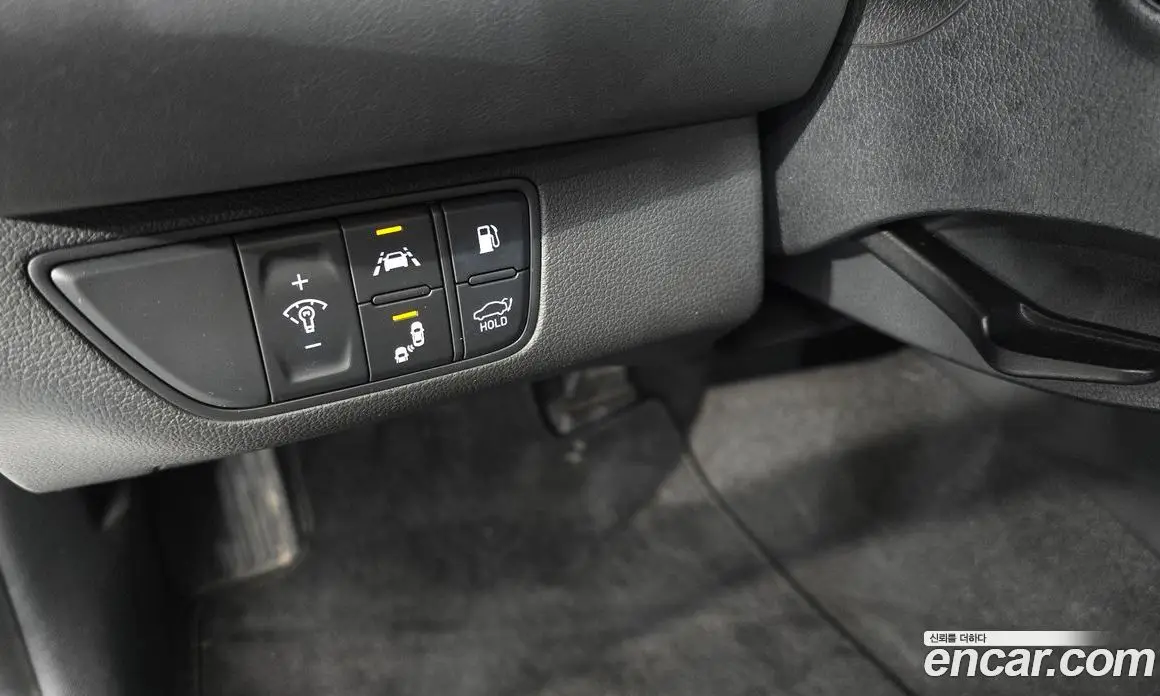 Genesis G70 2020 2.0 автомат (гидро), фото 25 Genesis G70 2020 2.0 автомат (гидро), фото 25