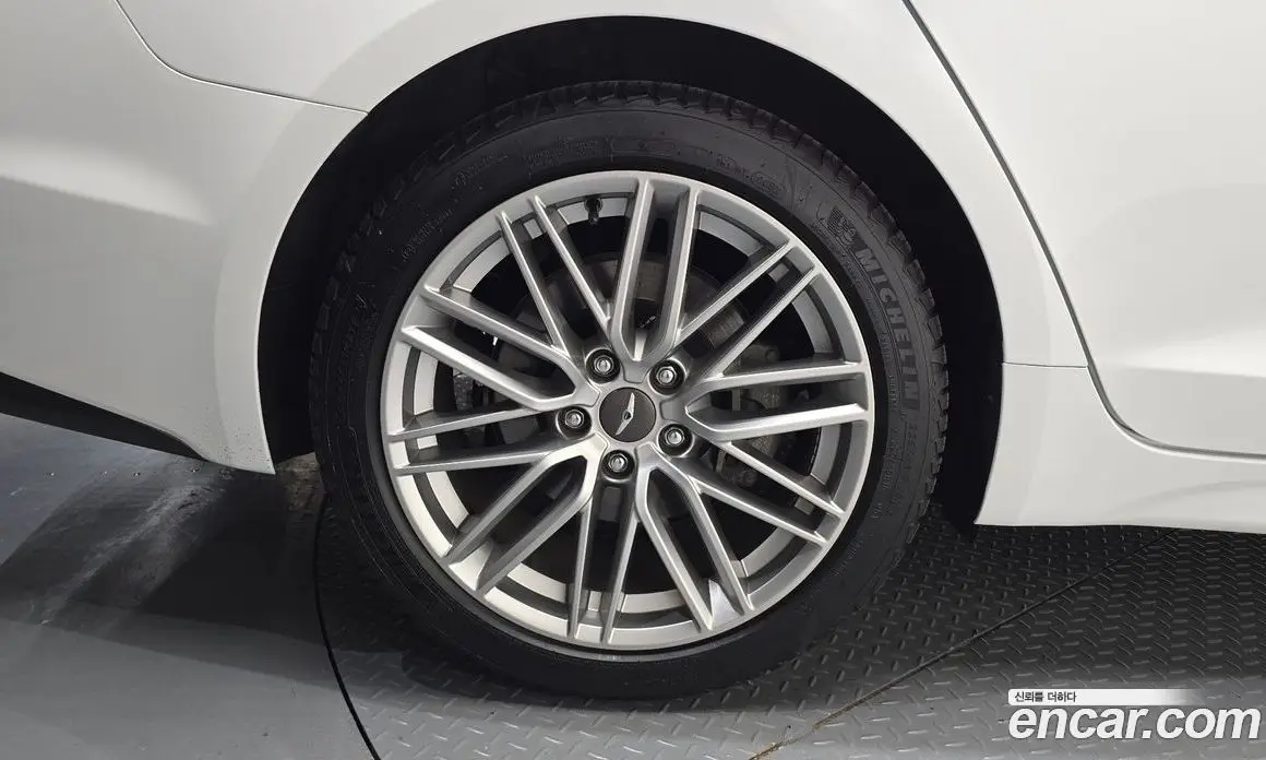 Genesis G70 2020 2.0 автомат (гидро), фото 5 Genesis G70 2020 2.0 автомат (гидро), фото 5