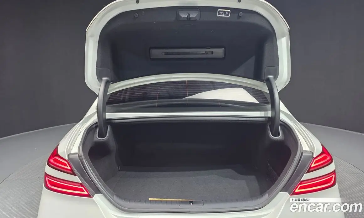 Genesis G70 2022 2.0 автомат (гидро), фото 20