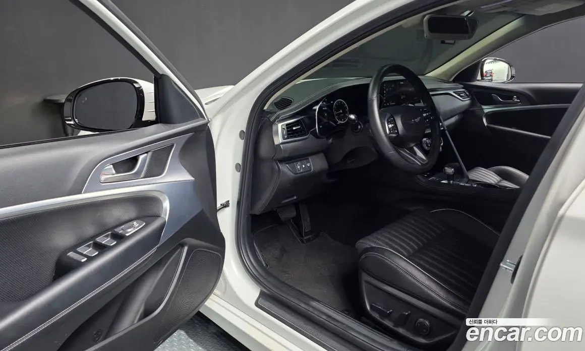 Genesis G70 2022 2.0 автомат (гидро), фото 10