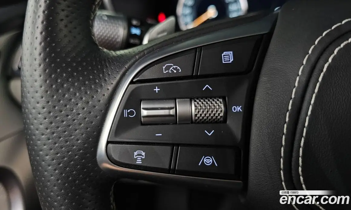Genesis G70 2023 2.5 автомат (гидро), фото 23