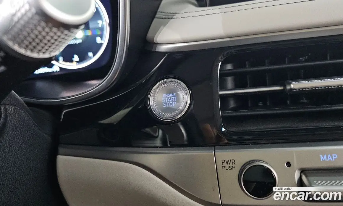 Genesis G70 2023 2.5 автомат (гидро), фото 27