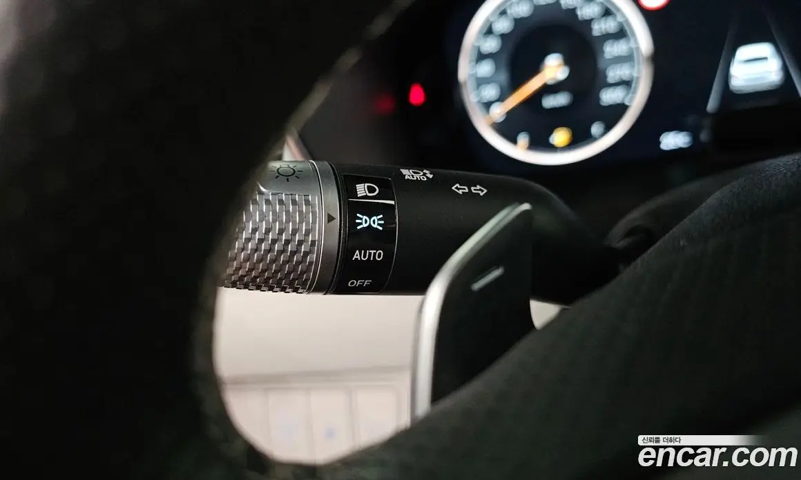 Genesis G70 2023 2.5 автомат (гидро), фото 28