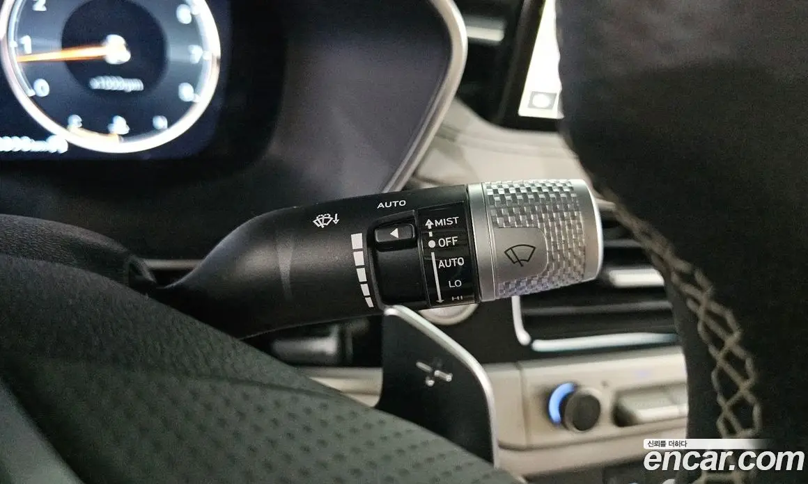 Genesis G70 2023 2.5 автомат (гидро), фото 29