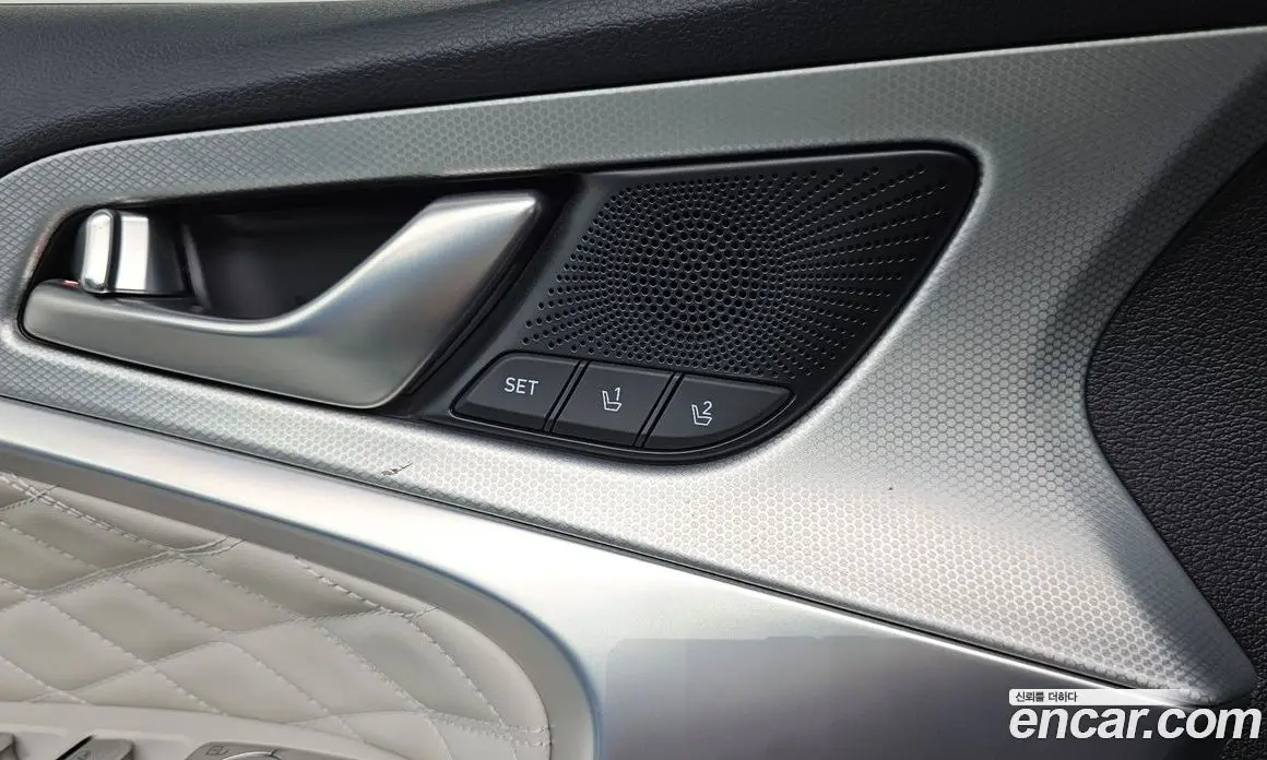 Genesis G70 2023 2.5 автомат (гидро), фото 30