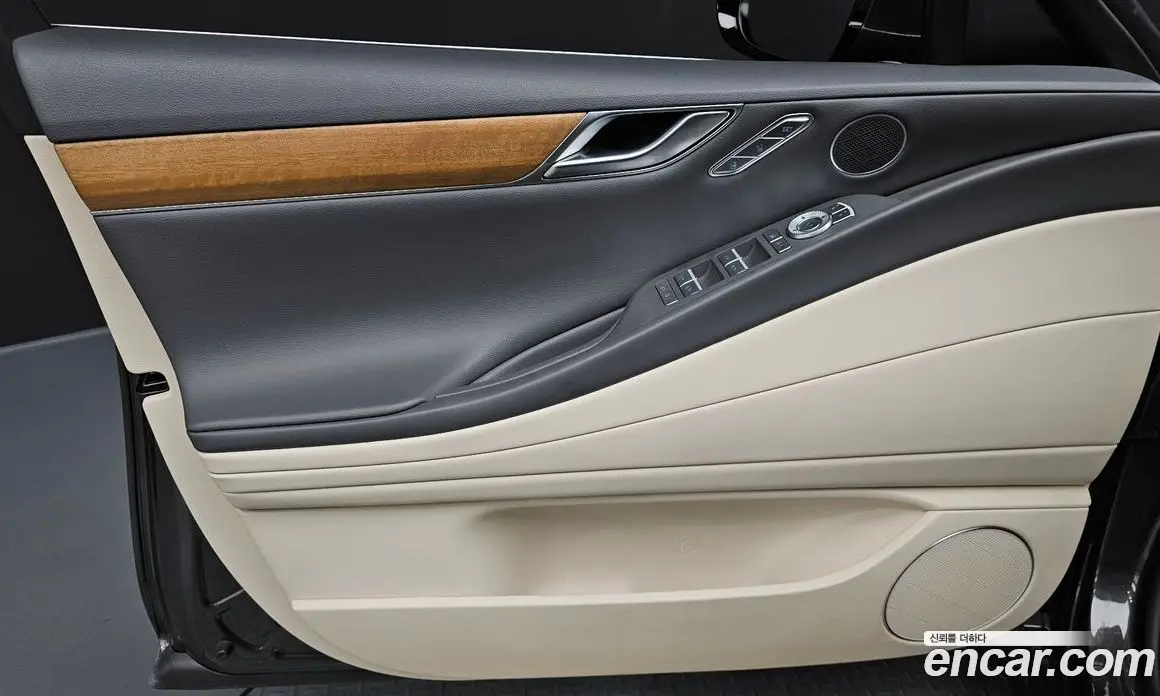 Genesis G80 2023 2.5 автомат (гидро), фото 14