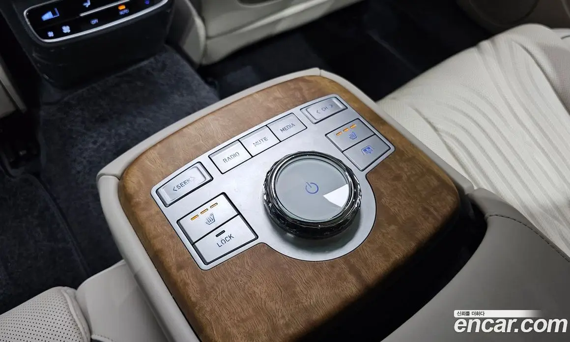 Genesis G80 2023 2.5 автомат (гидро), фото 32