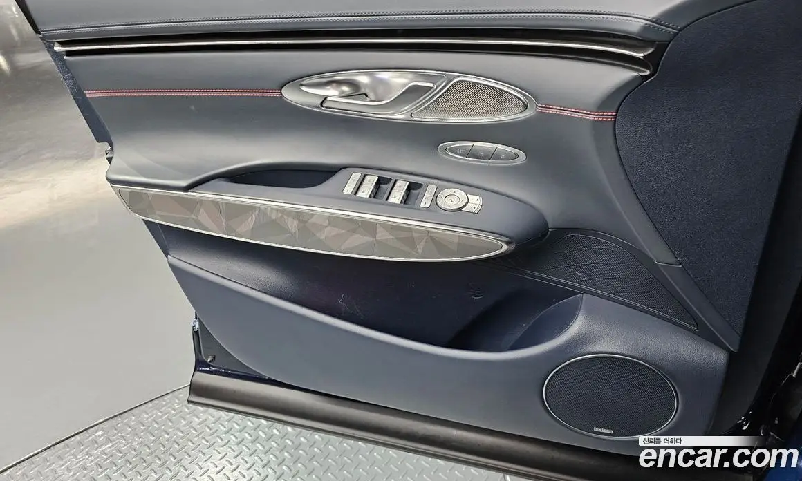 Genesis GV70 2021 2.2 автомат (гидро), фото 14