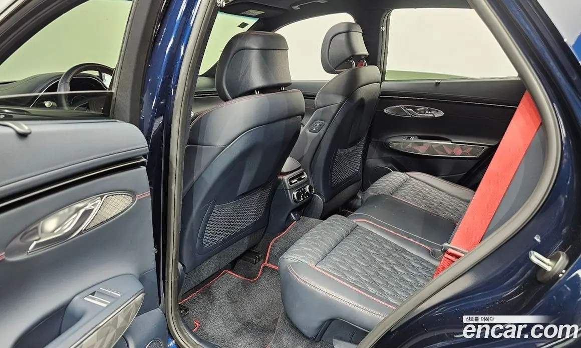 Genesis GV70 2021 2.2 автомат (гидро), фото 18