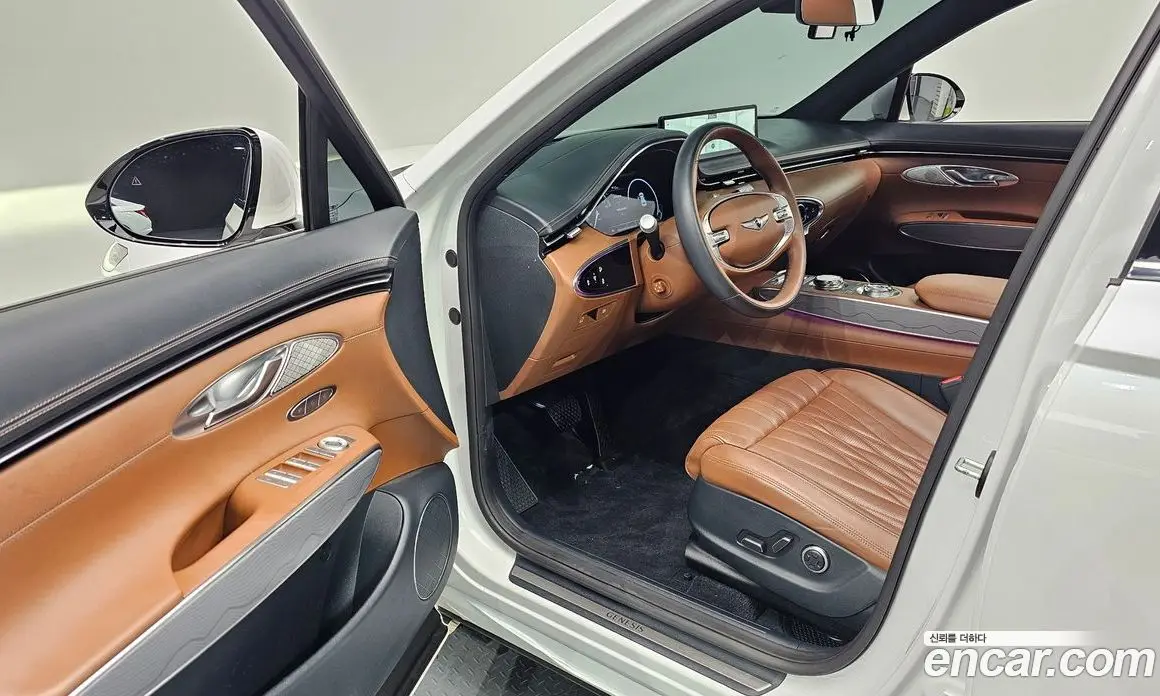 Genesis GV70 2022 2.5 автомат (гидро), фото 13 Genesis GV70 2022 2.5 автомат (гидро), фото 13