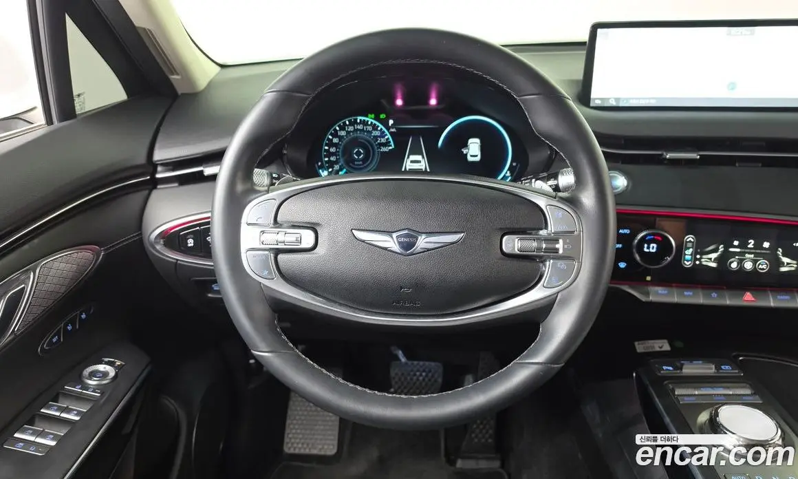 Genesis GV70 2022 2.5 автомат (гидро), фото 18 Genesis GV70 2022 2.5 автомат (гидро), фото 18