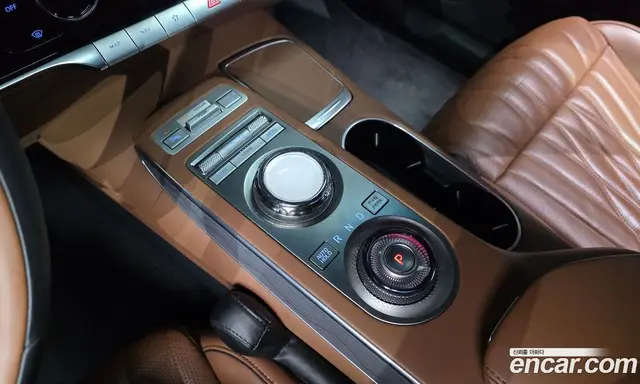 Genesis GV70 2022 2.5 автомат (гидро), миниатюра 12