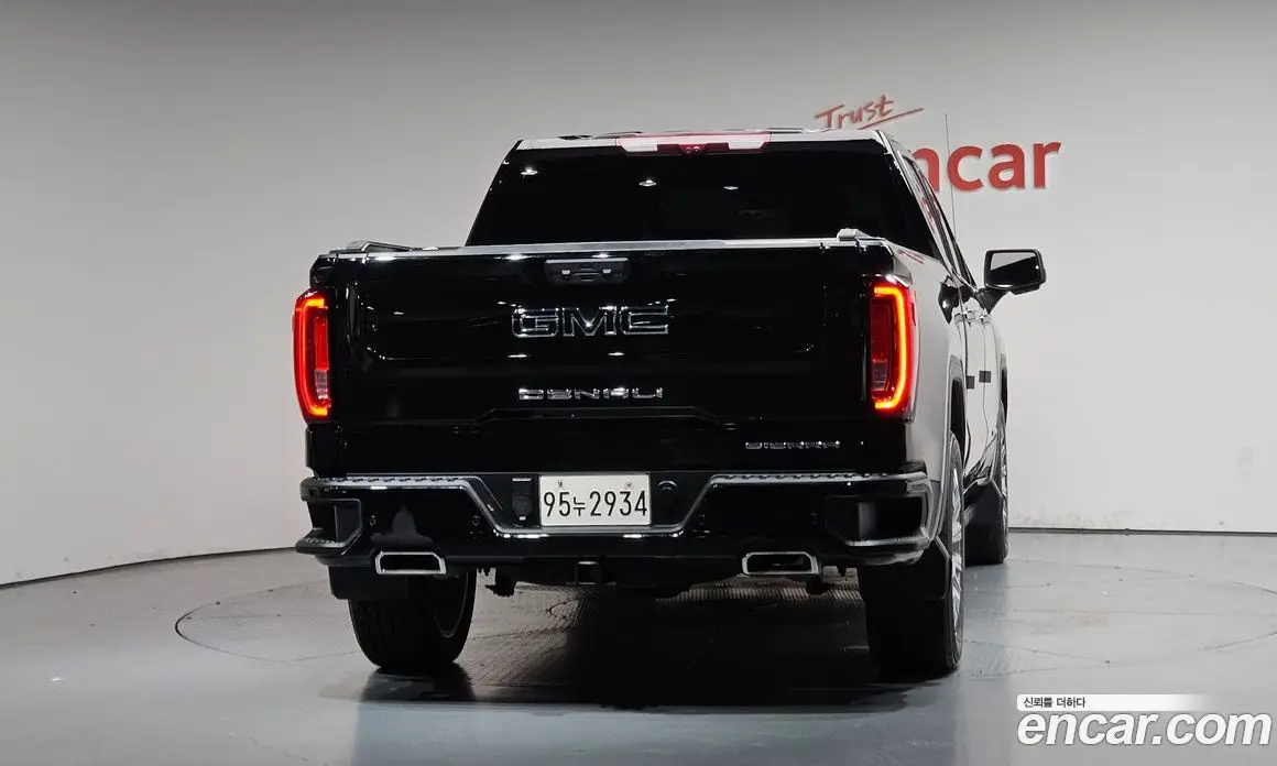 GMC Sierra 2023 6.2 автомат (гидро), фото 3 GMC Sierra 2023 6.2 автомат (гидро), фото 3