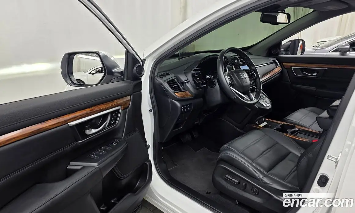 Honda CR-V 2022 2.0 автомат (гидро), фото 13 Honda CR-V 2022 2.0 автомат (гидро), фото 13