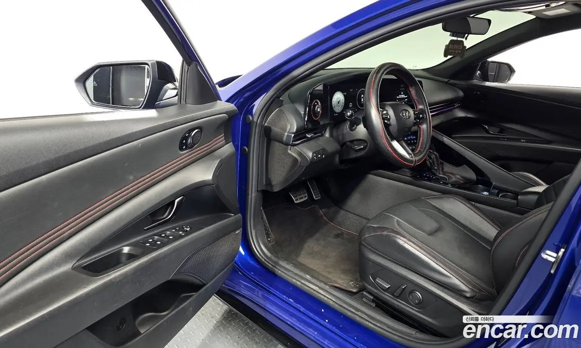 Hyundai Avante 2020 1.6 автомат (гидро), фото 13