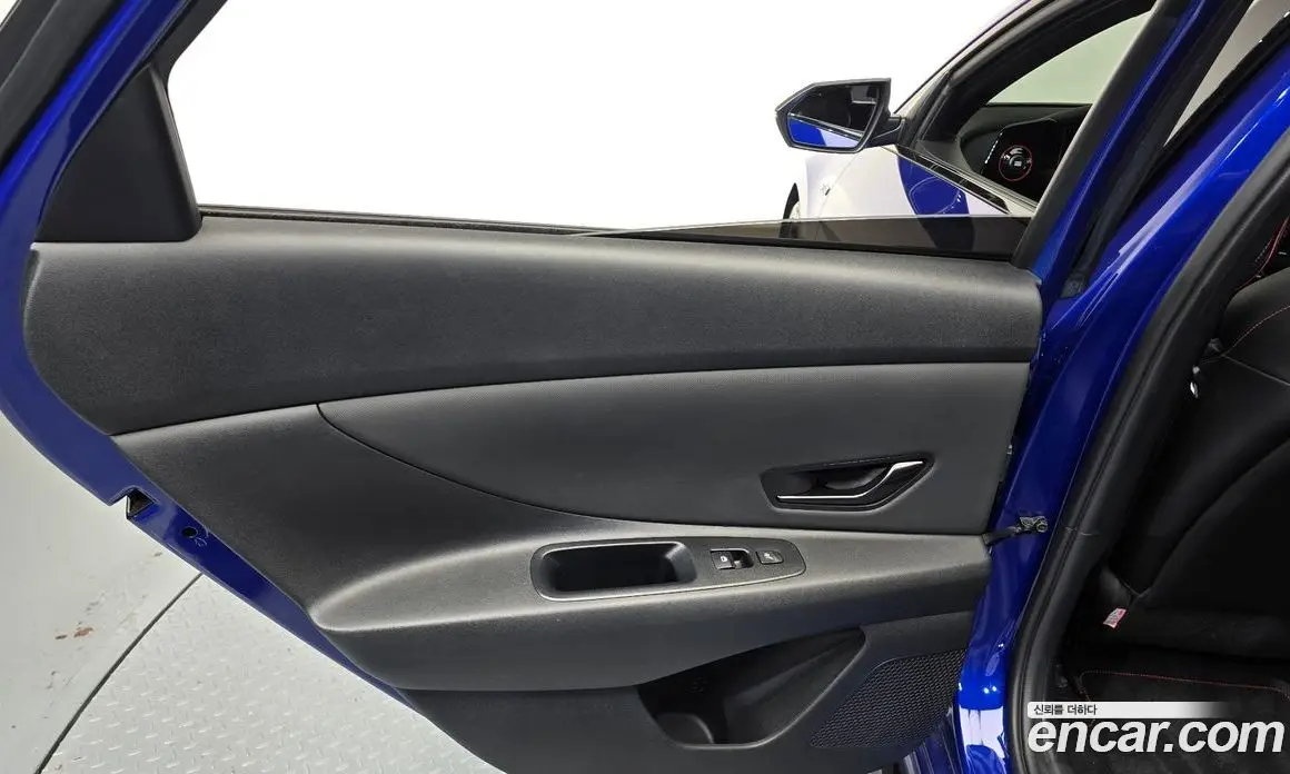 Hyundai Avante 2020 1.6 автомат (гидро), фото 15