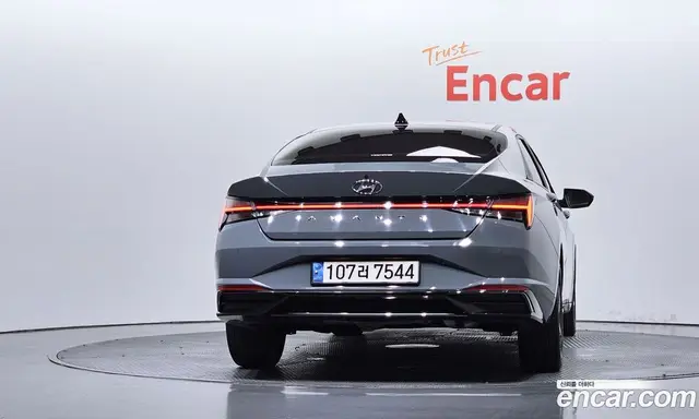Hyundai Avante 2021 1.6 автомат (гидро), миниатюра 3 Hyundai Avante 2021 1.6 автомат (гидро), миниатюра 3