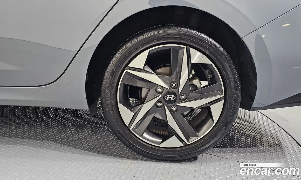 Hyundai Avante 2021 1.6 автомат (гидро), фото 6 Hyundai Avante 2021 1.6 автомат (гидро), фото 6