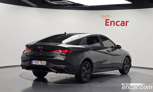 Hyundai Avante 2022 1.6 автомат (гидро), миниатюра 2 Hyundai Avante 2022 1.6 автомат (гидро), миниатюра 2