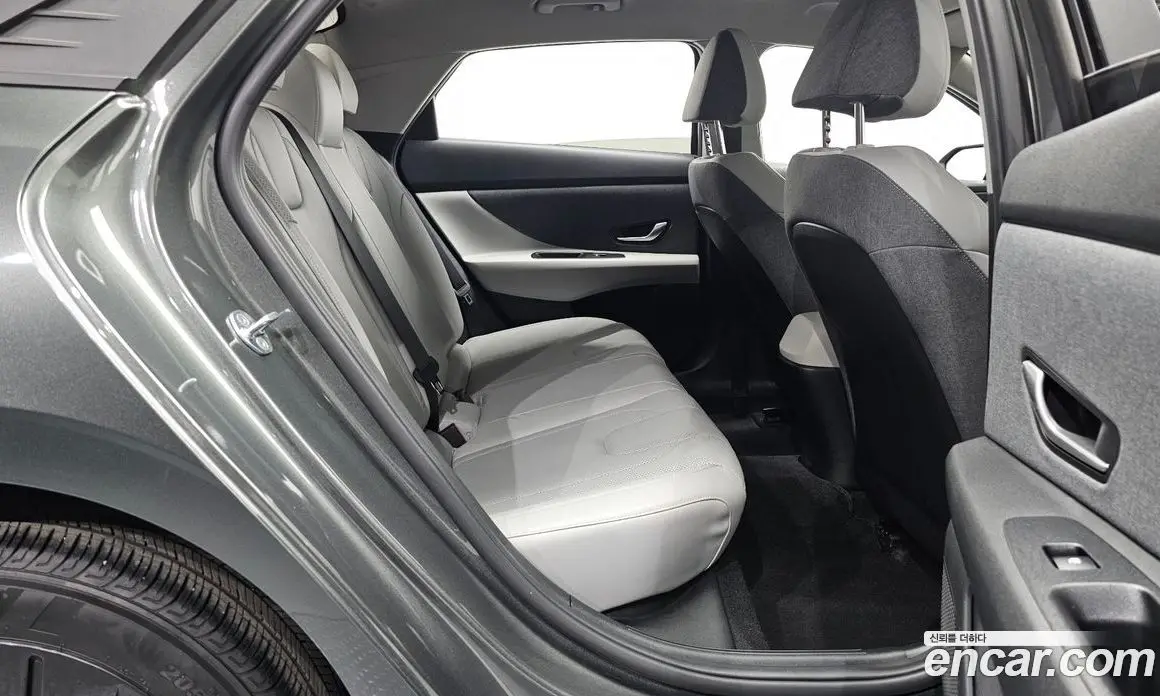 Hyundai Avante 2022 1.6 автомат (гидро), фото 17 Hyundai Avante 2022 1.6 автомат (гидро), фото 17