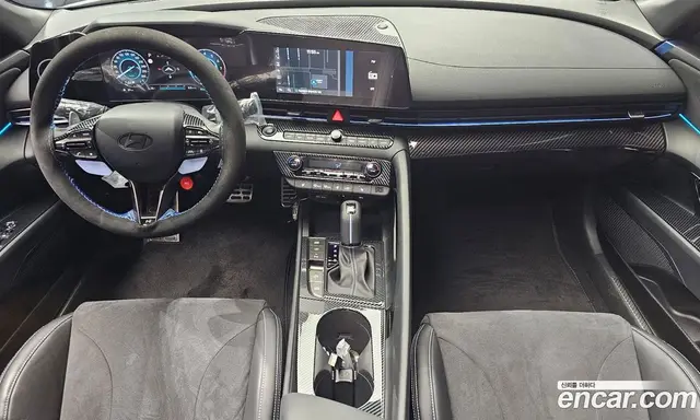 Hyundai Avante 2023 2.0 автомат (гидро), миниатюра 10 Hyundai Avante 2023 2.0 автомат (гидро), миниатюра 10
