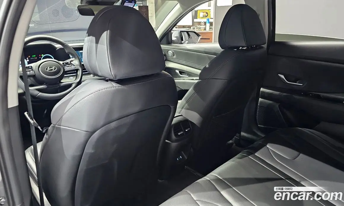 Hyundai Avante 2025 1.6 автомат (гидро), фото 16