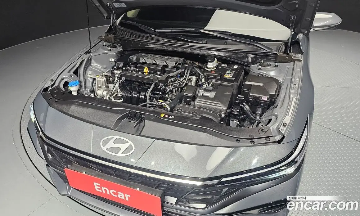 Hyundai Avante 2025 1.6 автомат (гидро), фото 6