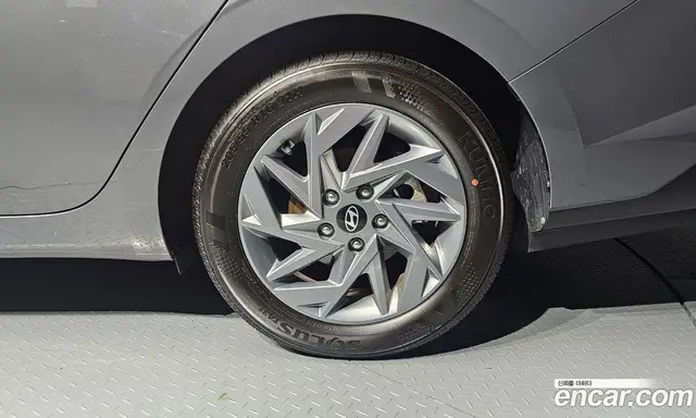 Hyundai Avante 2025 1.6 автомат (гидро), миниатюра 7