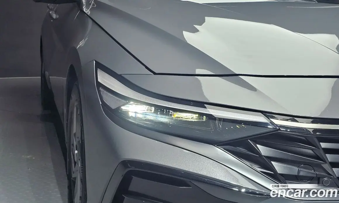 Hyundai Avante 2025 1.6 автомат (гидро), фото 8