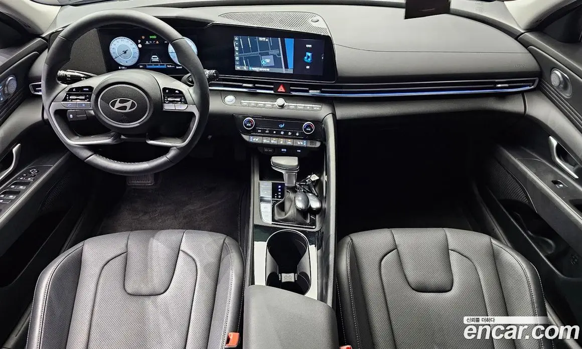 Hyundai Avante 2025 1.6 автомат (гидро), фото 10