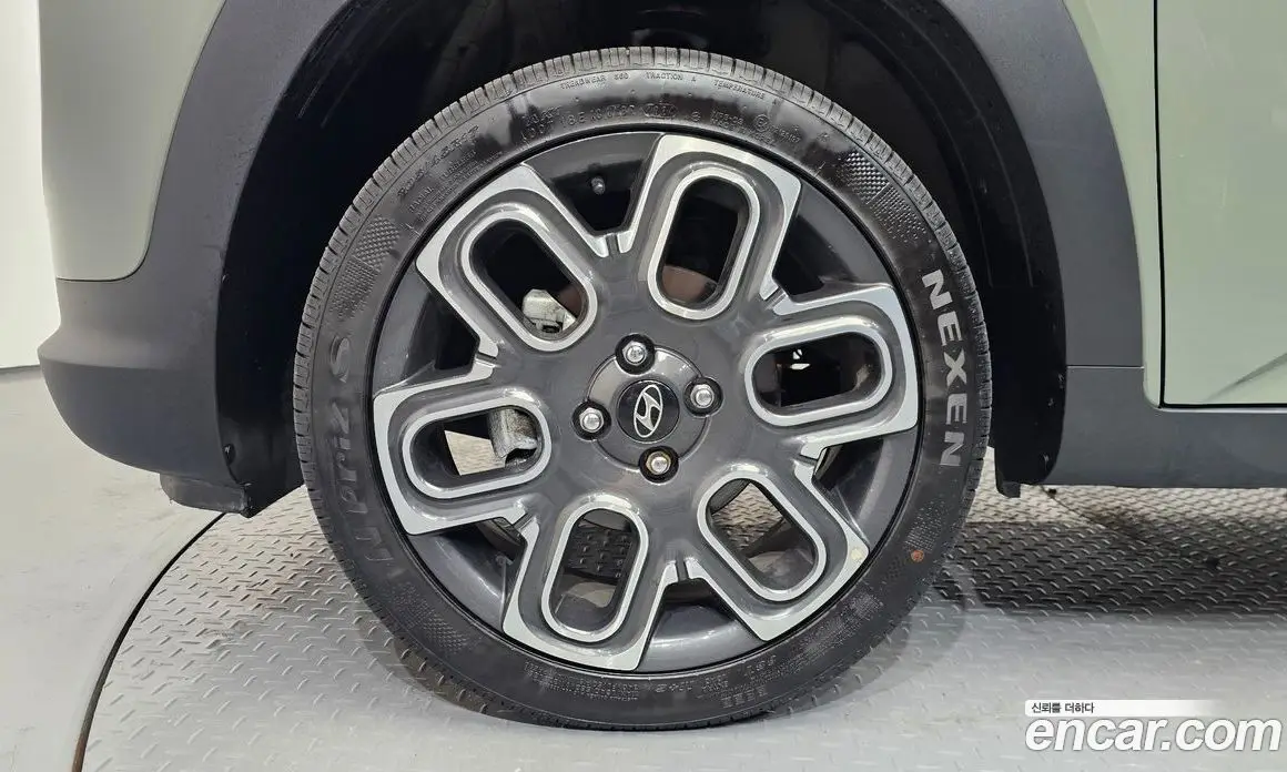 Hyundai Casper 2023 1.0 автомат (гидро), фото 4