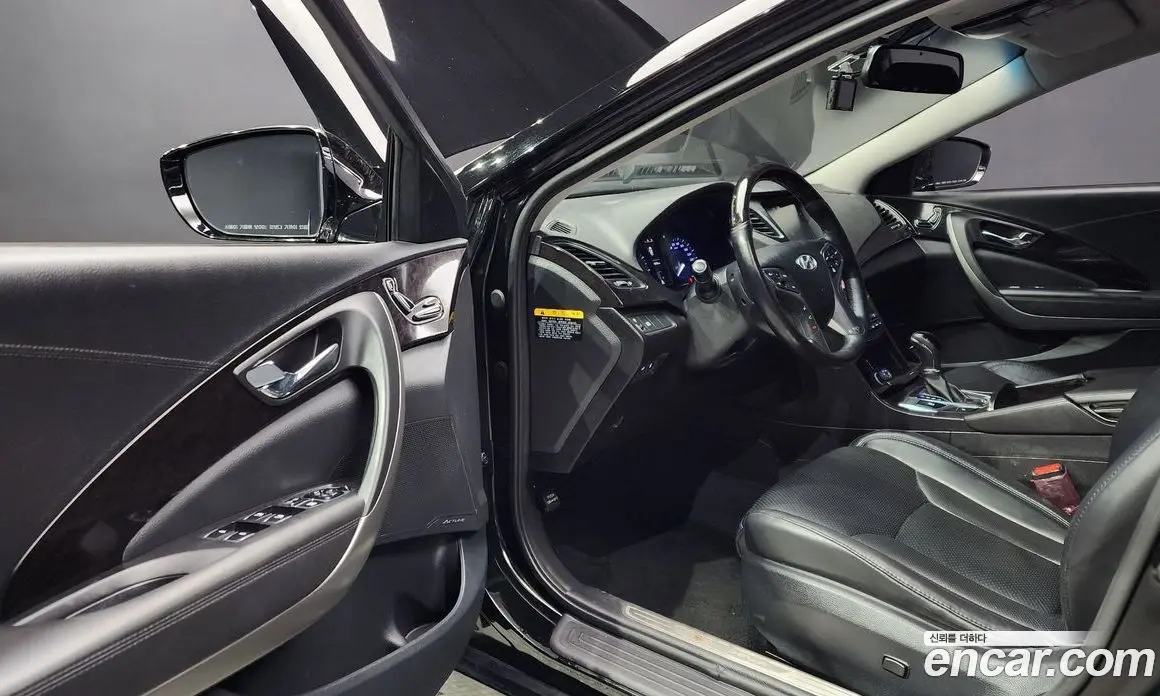 Hyundai Grandeur 2014 2.4 автомат (гидро), фото 11