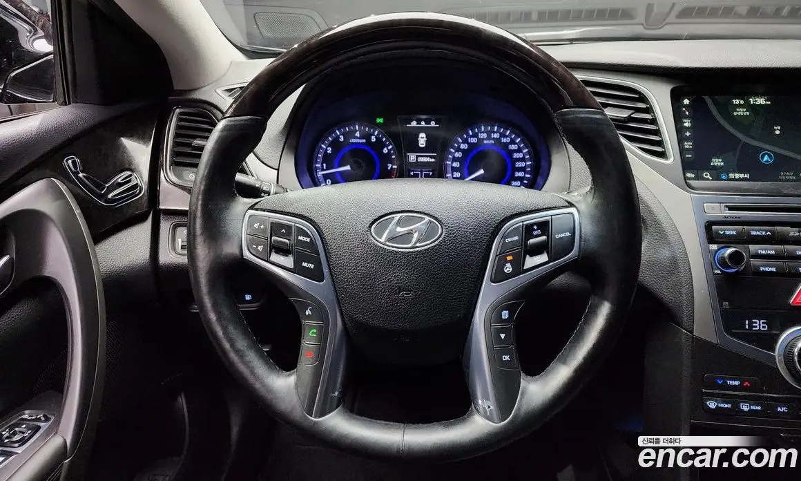 Hyundai Grandeur 2014 2.4 автомат (гидро), фото 13