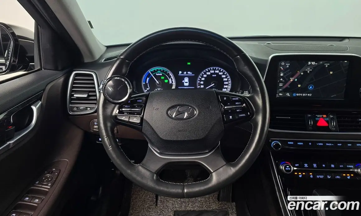 Hyundai Grandeur 2018 2.4 автомат (гидро), фото 13 Hyundai Grandeur 2018 2.4 автомат (гидро), фото 13