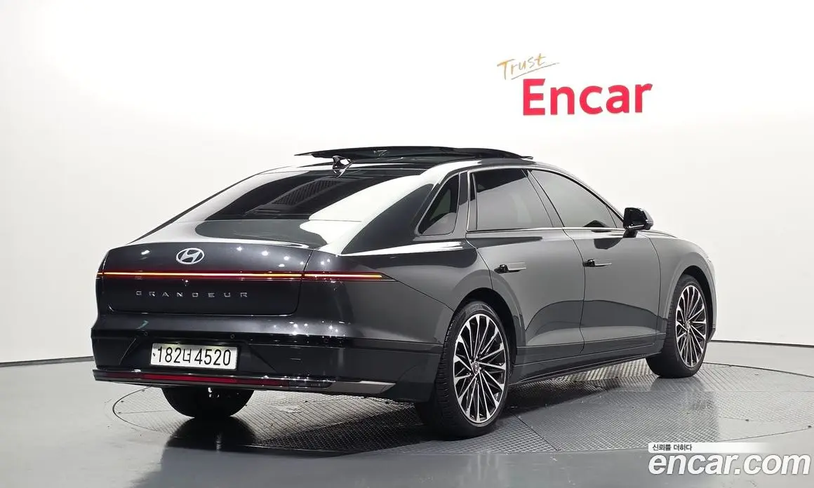 Hyundai Grandeur 2023 1.6 автомат (гидро), фото 2 Hyundai Grandeur 2023 1.6 автомат (гидро), фото 2