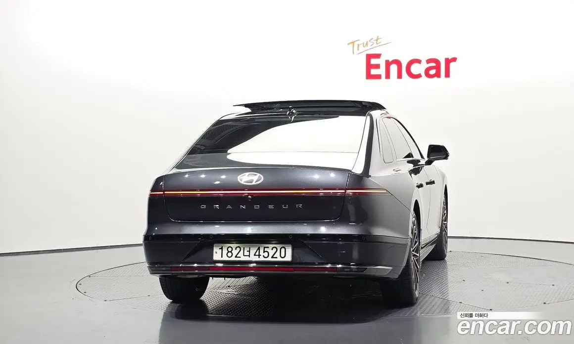 Hyundai Grandeur 2023 1.6 автомат (гидро), фото 4 Hyundai Grandeur 2023 1.6 автомат (гидро), фото 4