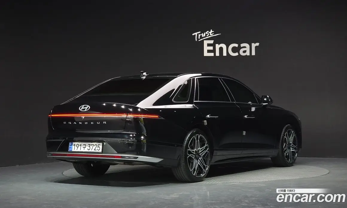 Hyundai Grandeur 2023 1.6 автомат (гидро), фото 2 Hyundai Grandeur 2023 1.6 автомат (гидро), фото 2