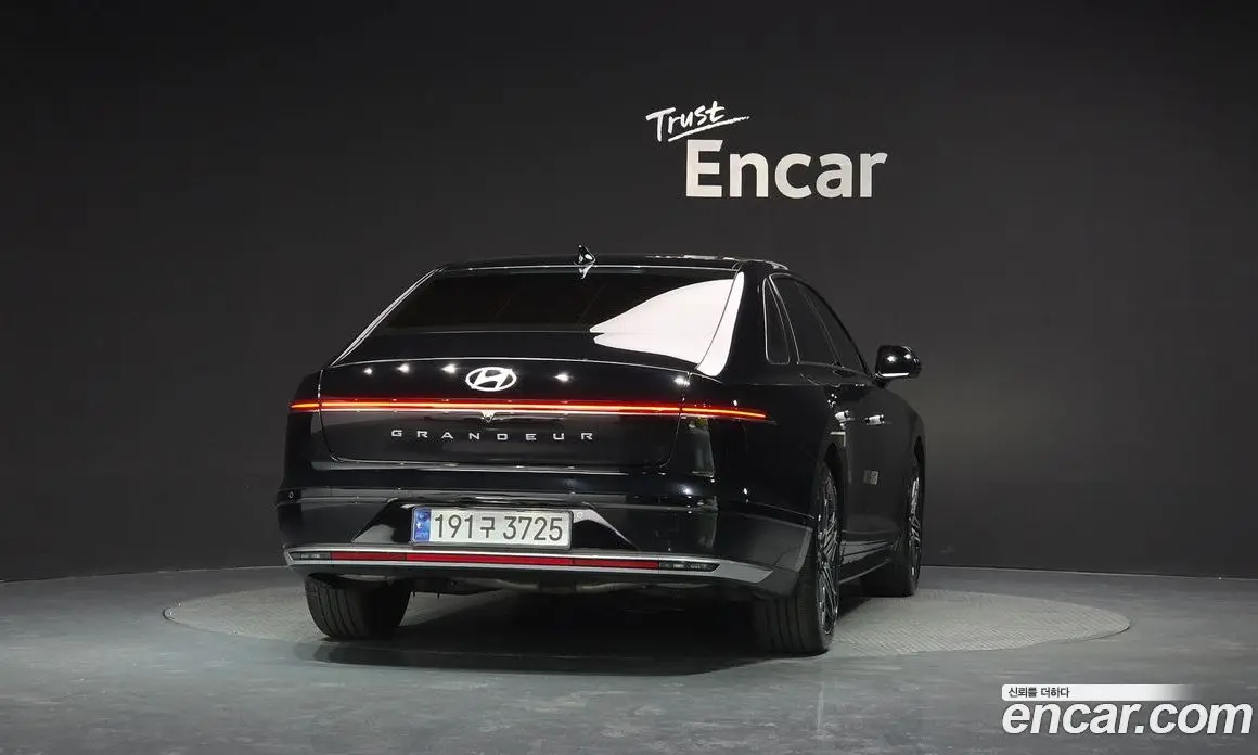 Hyundai Grandeur 2023 1.6 автомат (гидро), фото 4 Hyundai Grandeur 2023 1.6 автомат (гидро), фото 4