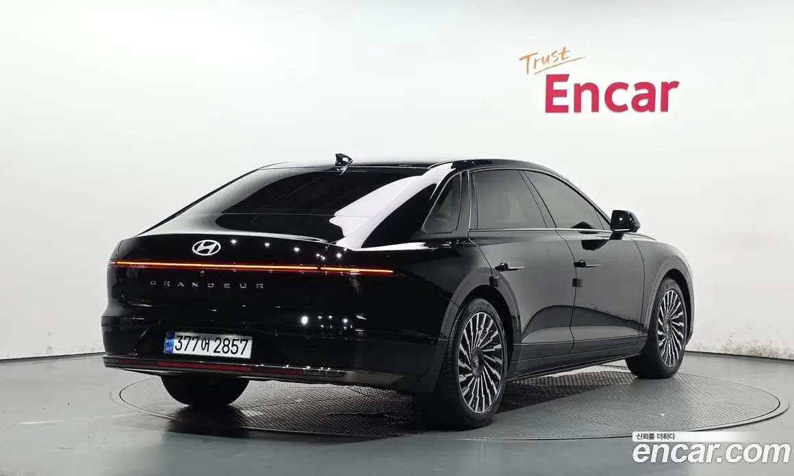 Hyundai Grandeur 2024 2.5 автомат (гидро), фото 2 Hyundai Grandeur 2024 2.5 автомат (гидро), фото 2