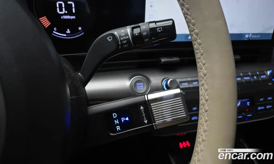 Hyundai Kona 2023 1.6 автомат (гидро), фото 12