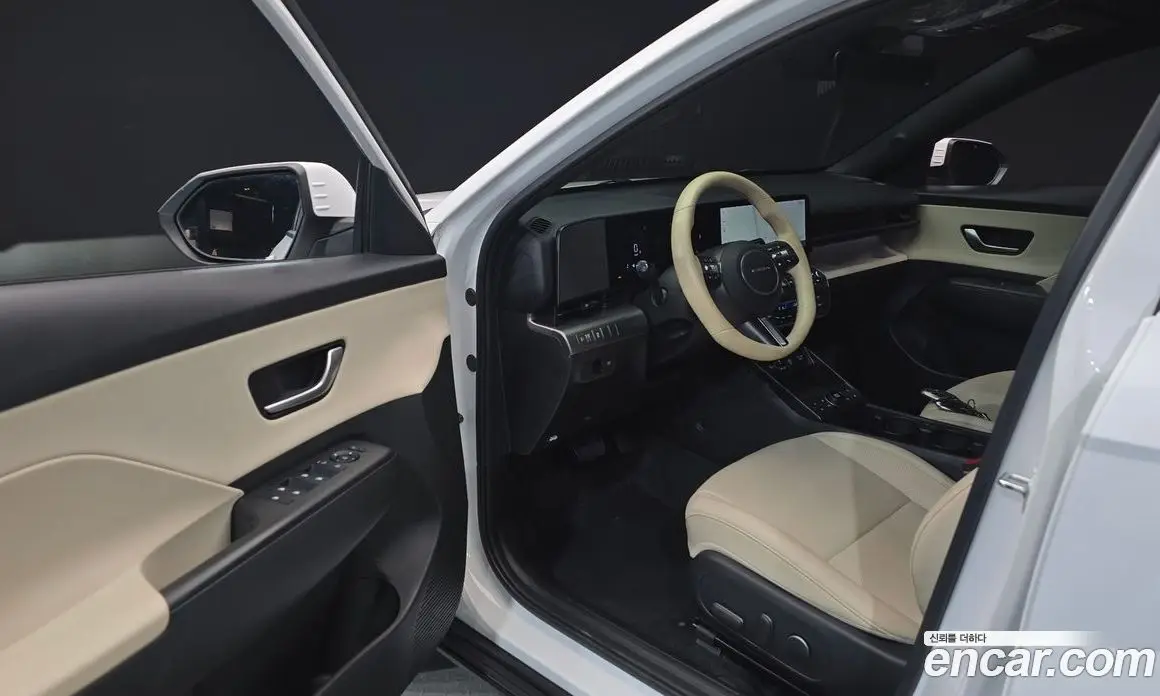 Hyundai Kona 2023 1.6 автомат (гидро), фото 13
