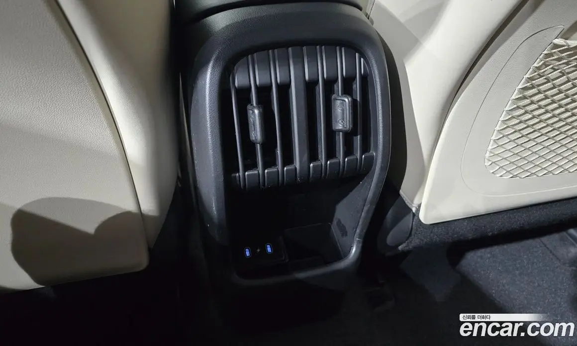 Hyundai Kona 2023 1.6 автомат (гидро), фото 28