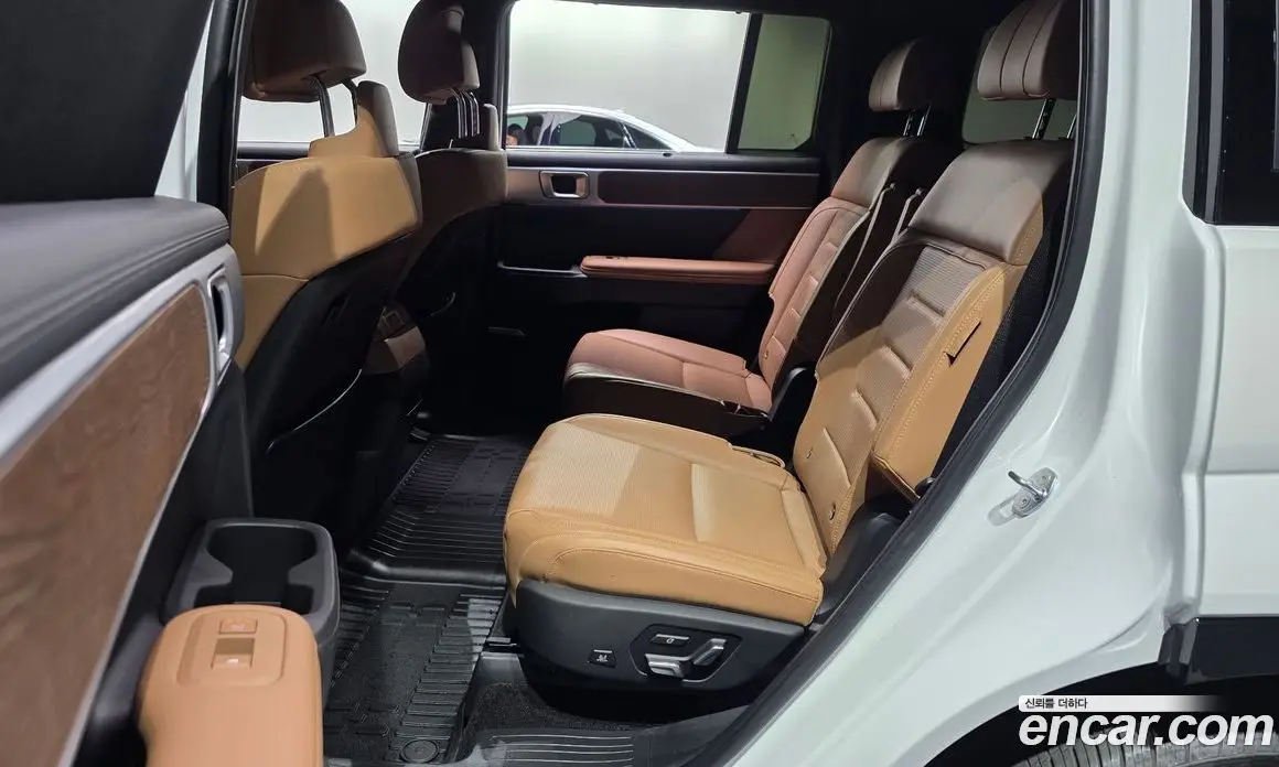Hyundai Santa Fe 2023 1.6 автомат (гидро), фото 17 Hyundai Santa Fe 2023 1.6 автомат (гидро), фото 17