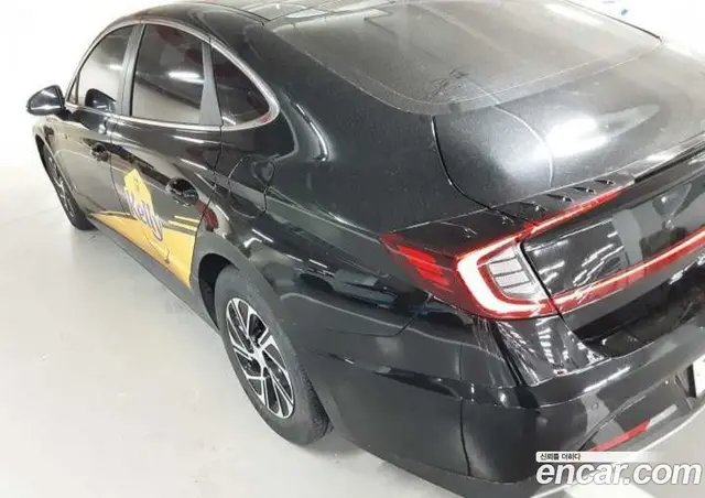 Hyundai Sonata 2023 2.0 автомат (гидро), миниатюра 10 Hyundai Sonata 2023 2.0 автомат (гидро), миниатюра 10